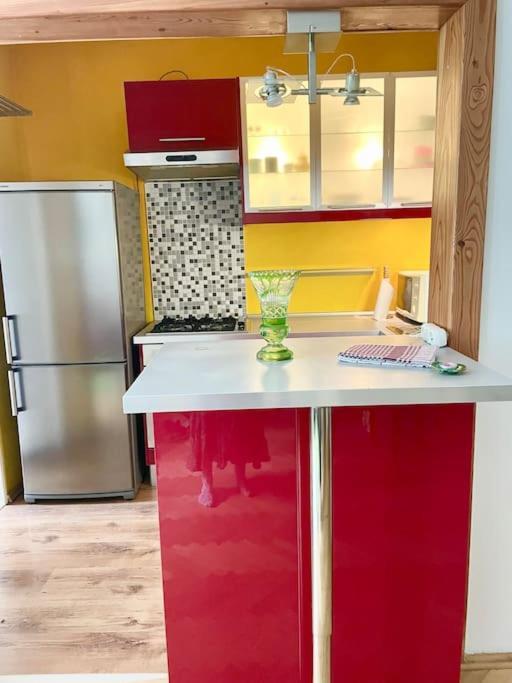 2,5 Izbovy Apartman V Ruzinove S Parkovanim Zdarma บราติสลาวา ภายนอก รูปภาพ