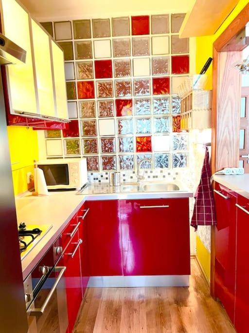 2,5 Izbovy Apartman V Ruzinove S Parkovanim Zdarma บราติสลาวา ภายนอก รูปภาพ